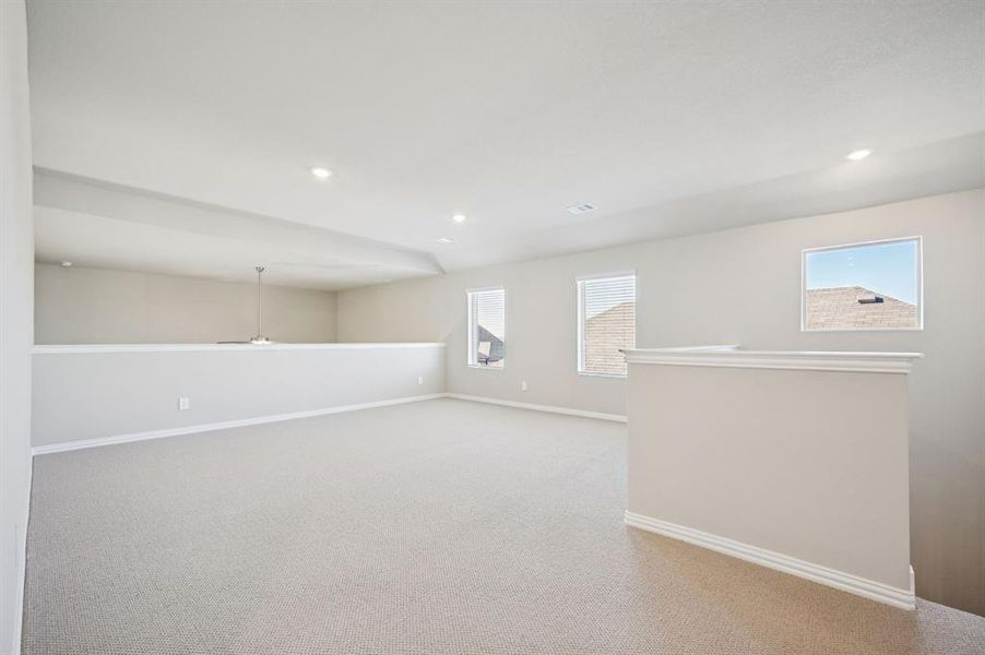 Spacious, unfurnished interior of a new home in Simpson Crossing - Signature Series, McKinney (Image 26).