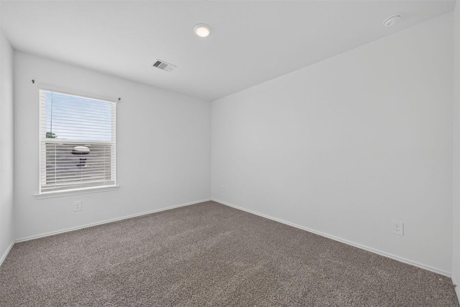 Spacious, unfurnished interior of a new home in , Houston (Image 47).