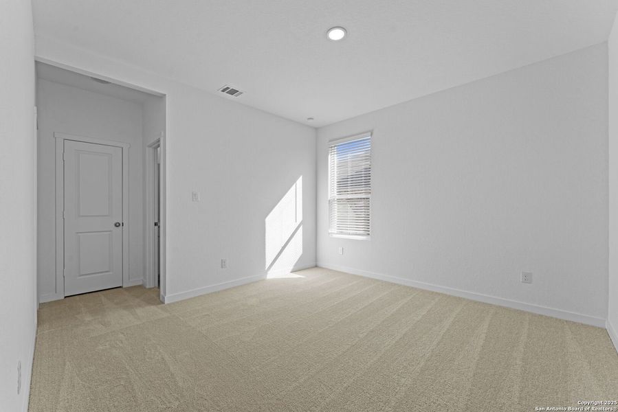 Spacious, unfurnished interior of a new home in Gatehouse: Classic Collection, New Braunfels (Image 15). Spacious, unfurnished interior of a new home in Gatehouse: Classic Collection, New Braunfels (Image 15).