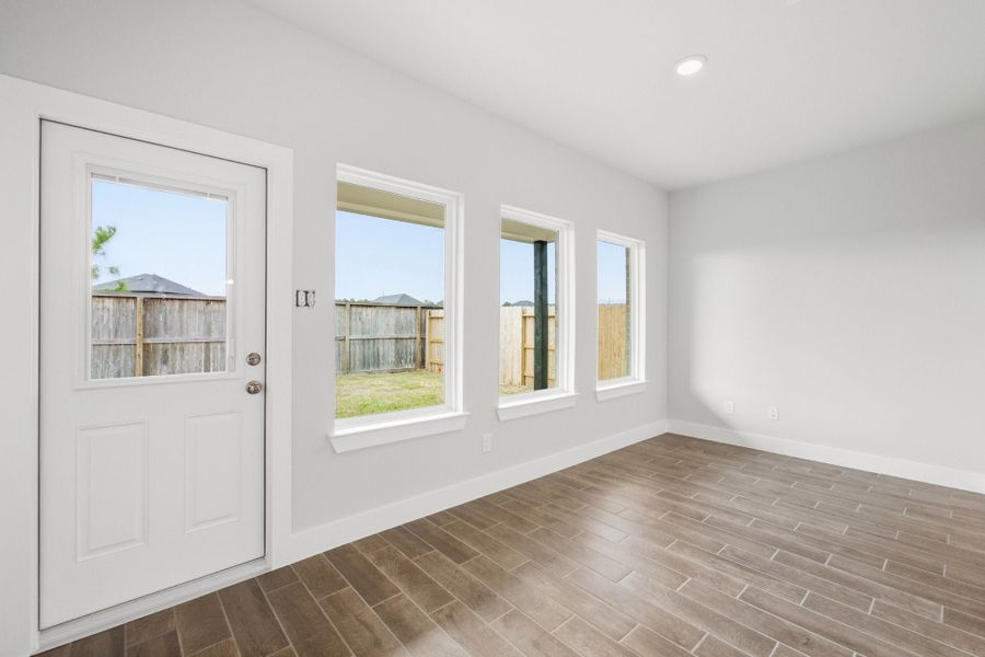 Spacious, unfurnished interior of a new home in Pecan Estates, Crosby (Image 42).