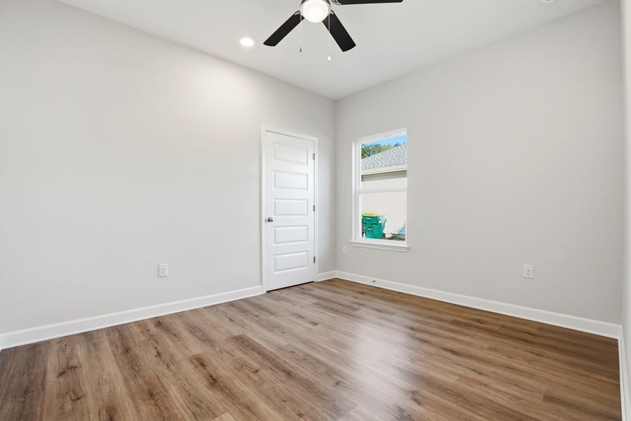 Spacious, unfurnished interior of a new home in , Crestview (Image 29).