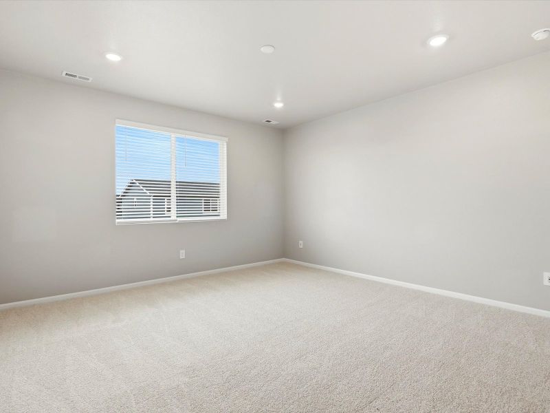 Spacious, unfurnished interior of a new home in Poudre Heights: The Alpine Collection, Windsor (Image 13).