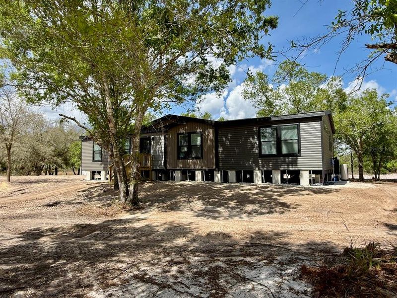 Image 50 of a home in .