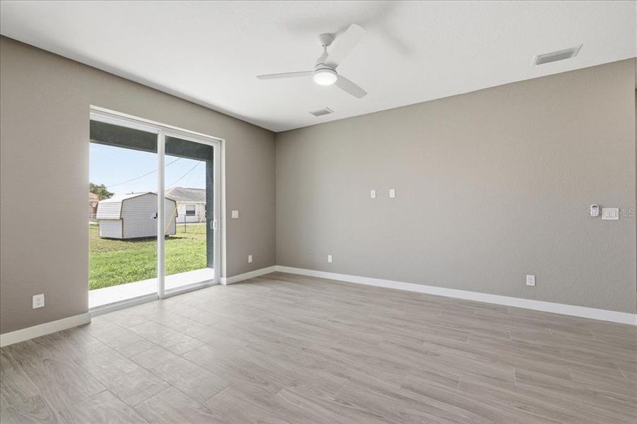 Spacious, unfurnished interior of a new home in , North Port (Image 37).