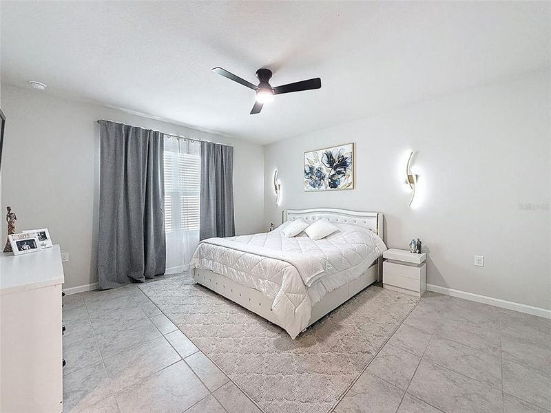 Furnished interior view inside a new home in Park Ridge Villas, Spring Hill (Image 27).