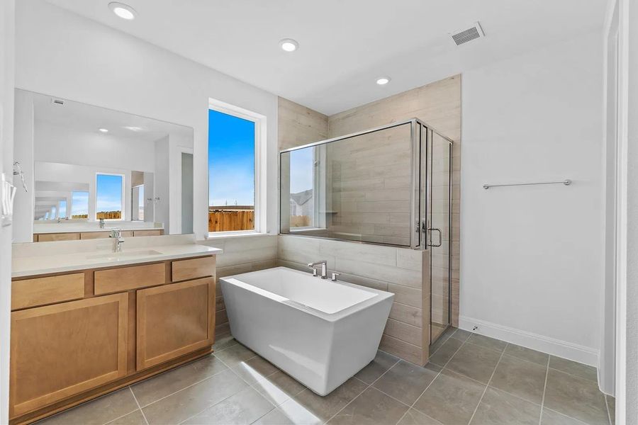 Furnished interior view inside a new home in The Colony - 50', Bastrop (Image 11).