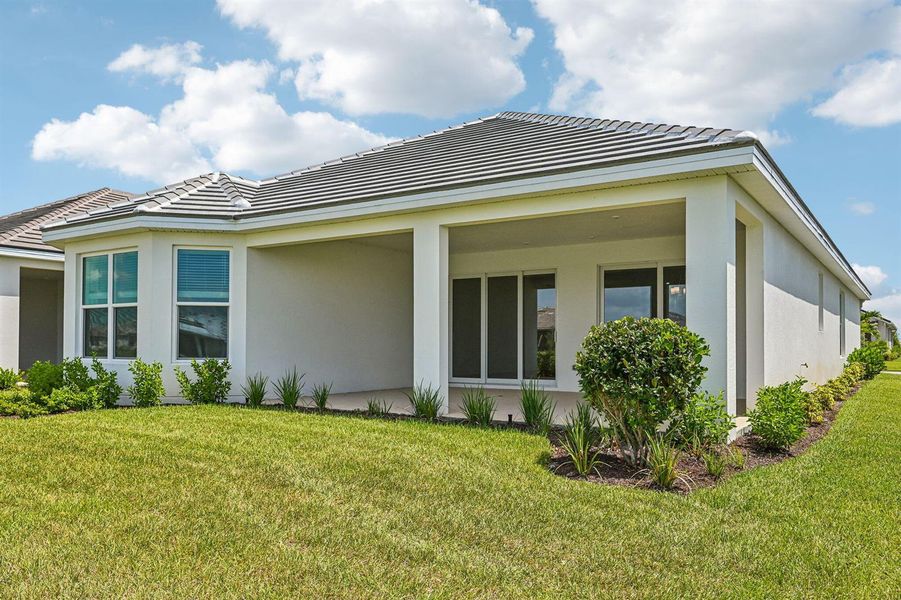 34-web-or-mls-13469 SW Alejandro Court-S
