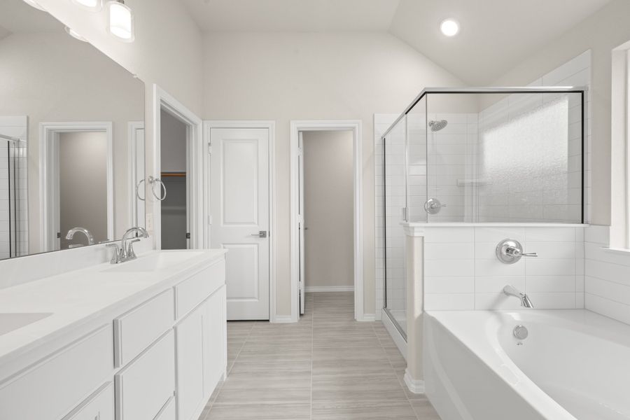Furnished interior view inside a new home in Summer Crest, Fort Worth (Image 10).