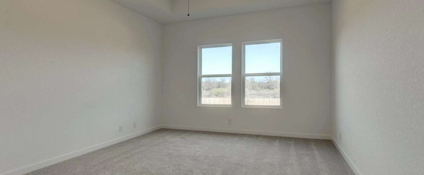 Representative unfurnished interior of a home built from the Hayes by Ashton Woods in Hennersby Hollow, San Antonio (Image 14).