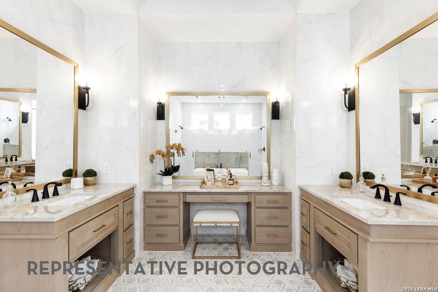 Furnished interior view inside a new home in La Cima, San Marcos (Image 5).