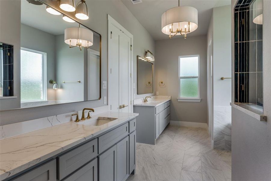 Furnished interior view inside a new home in , Weatherford (Image 14).