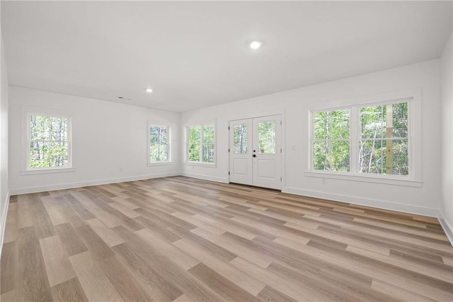 Spacious, unfurnished interior of a new home in , Flowery Branch (Image 49).