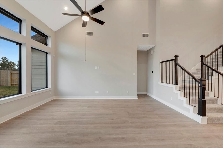 Spacious, unfurnished interior of a new home in ARTAVIA 50' Homesites, Conroe (Image 10).