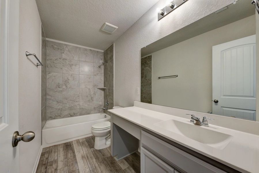 Representative furnished interior of a home built from the Devon by Ashton Woods in Cordova Trails, Seguin (Image 12). Representative furnished interior of a home built from the Devon by Ashton Woods in Cordova Trails, Seguin (Image 12).