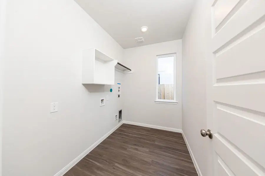 Photos are a representation of the floor plan. Options and interior selections will vary. Photos are a representation of the floor plan. Options and interior selections will vary.