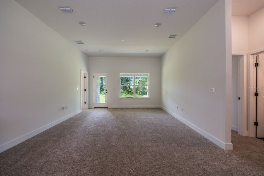 Spacious, unfurnished interior of a new home in Palm Coast, Palm Coast (Image 16).