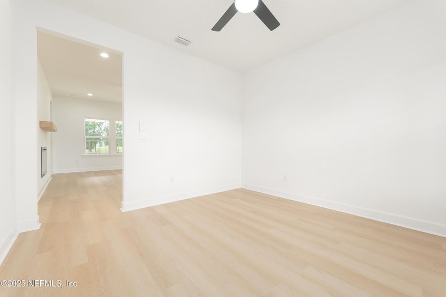 Spacious, unfurnished interior of a new home in , Keystone Heights (Image 20).