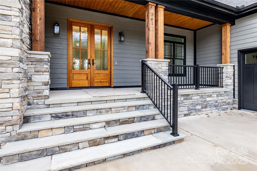 Exterior details and patio area of a home in , Mount Gilead (Image 3).
