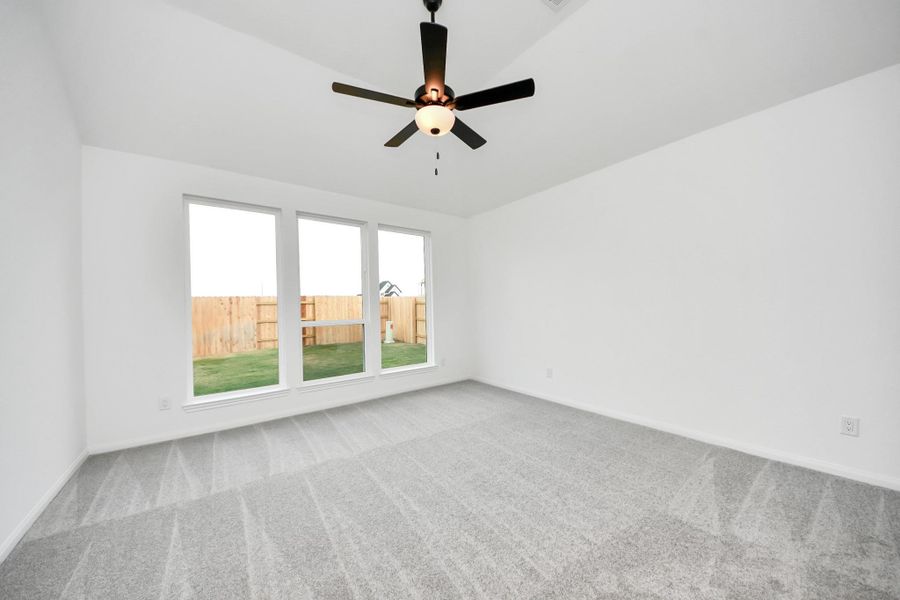 Spacious, unfurnished interior of a new home in Elyson, Katy (Image 34).