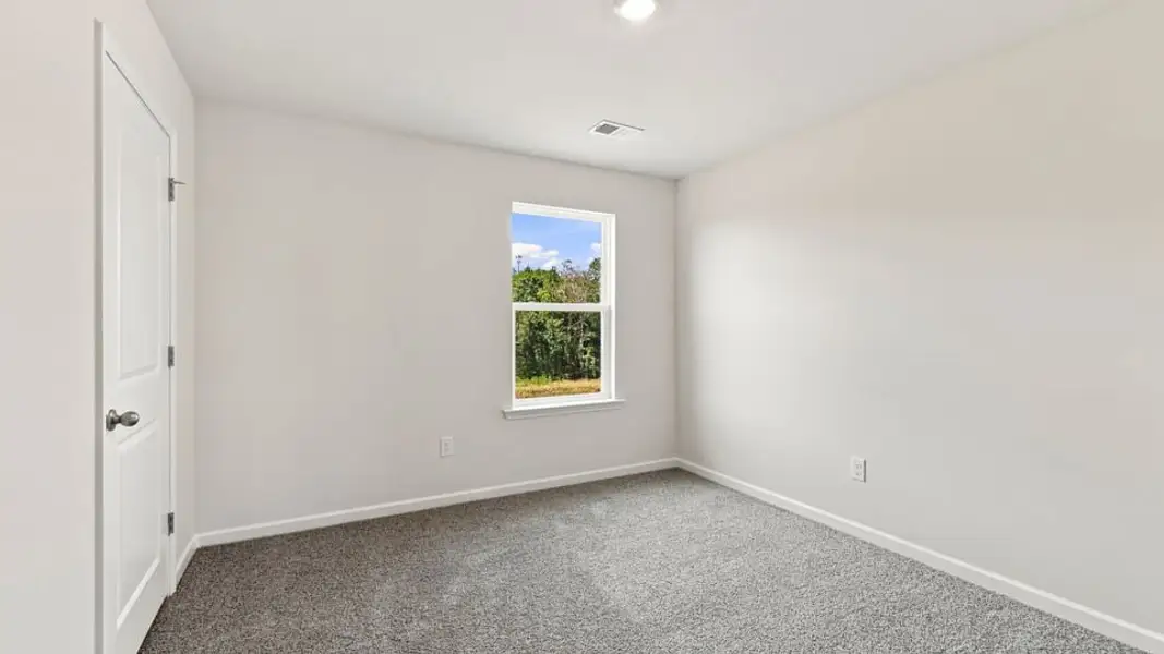 Spacious, unfurnished interior of a new home in Woodglen, Piedmont (Image 34). Spacious, unfurnished interior of a new home in Woodglen, Piedmont (Image 34).