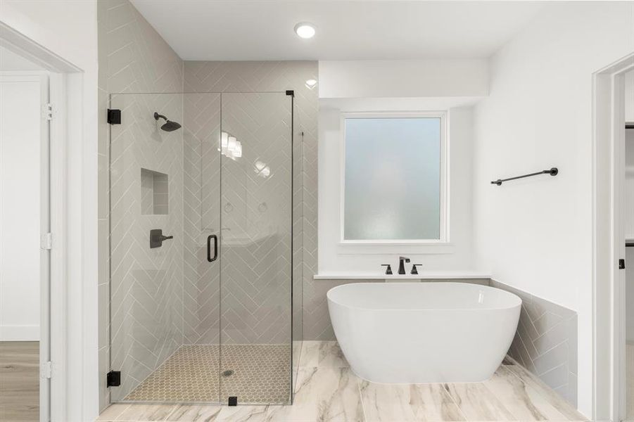 18. 1360 Porter - Bath (2)