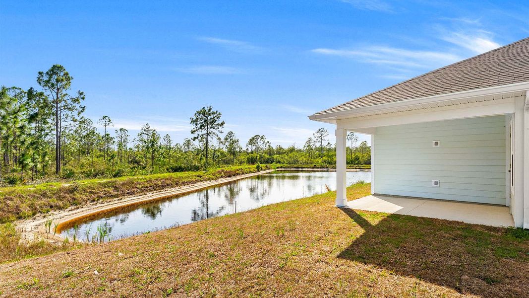 Exterior details and patio area of a home in Palmetto Bluff, Port Saint Joe (Image 18).