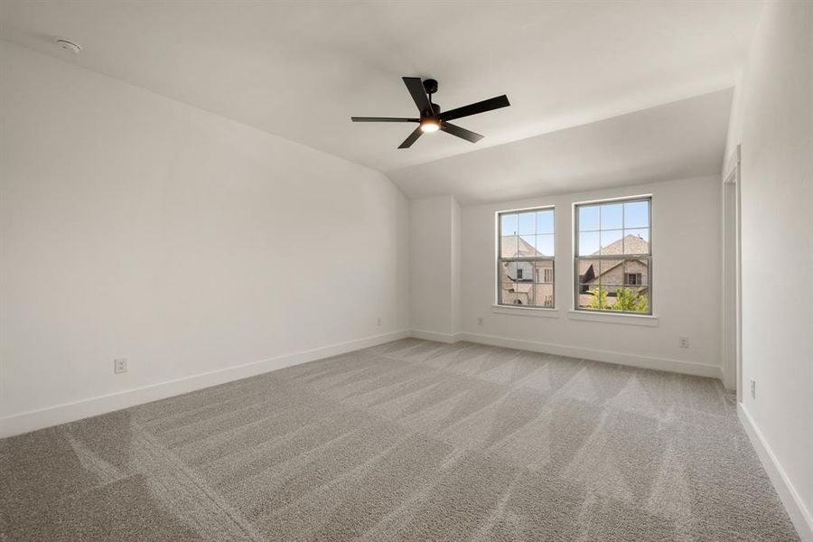 Your dreamy owner's bedroom offers plenty of space and natural light. Your dreamy owner's bedroom offers plenty of space and natural light.