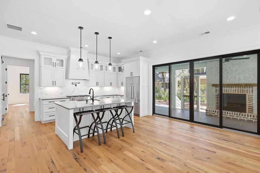 Furnished interior view inside a new home in , Seabrook (Image 9).
