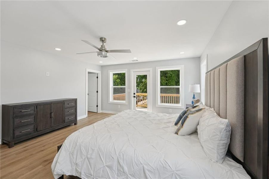 Furnished interior view inside a new home in , Hapeville (Image 10).