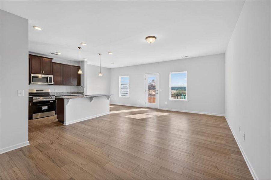Spacious, unfurnished interior of a new home in Townes At The Stiles, Cartersville (Image 25).