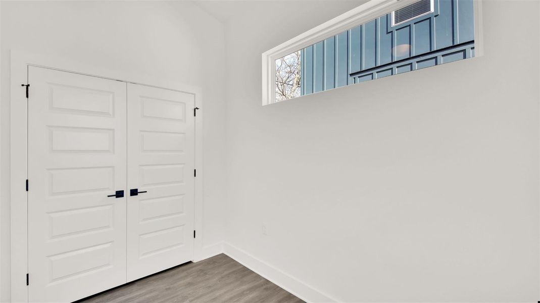 Image 28 of a home in .