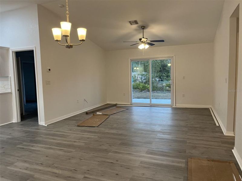 Spacious, unfurnished interior of a new home in , Ocklawaha (Image 13).