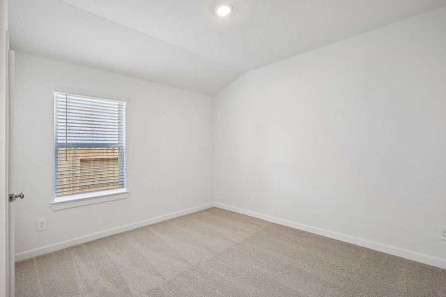 Spacious, unfurnished interior of a new home in Southwinds, Baytown (Image 16). Spacious, unfurnished interior of a new home in Southwinds, Baytown (Image 16).
