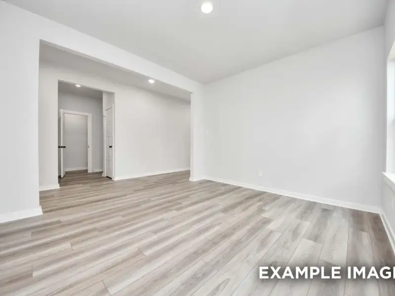 Spacious, unfurnished interior of a new home in Sundance Cove, Crosby (Image 23).