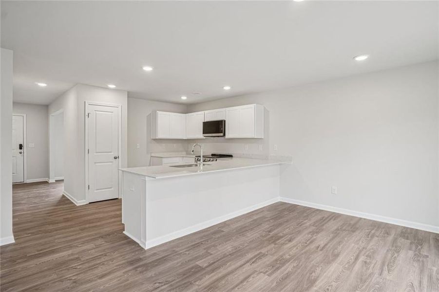 Furnished interior view inside a new home in , Villa Rica (Image 4).