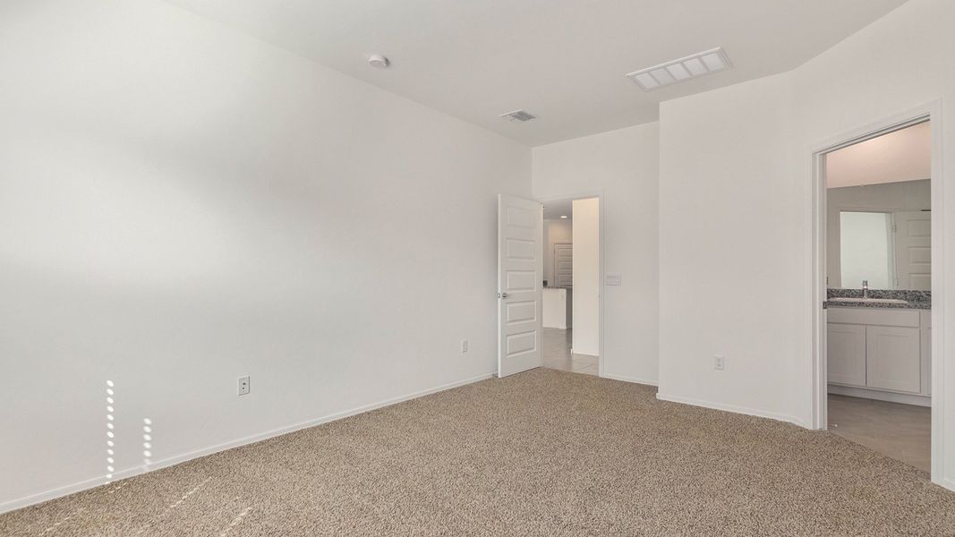 Representative unfurnished interior of a home built from the Dalton by D.R. Horton in The Oasis at Rocking K, Vail (Image 21).