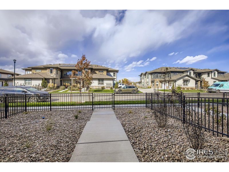 Enclosed front area Enclosed front area