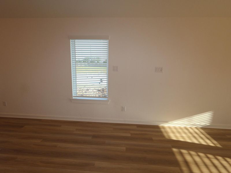 Spacious, unfurnished interior of a new home in Summerview, Fulshear (Image 14). Spacious, unfurnished interior of a new home in Summerview, Fulshear (Image 14).