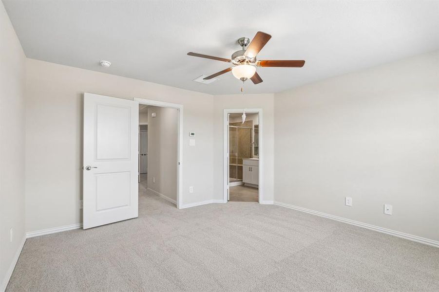 Spacious, unfurnished interior of a new home in Oak Ridge Park, Corinth (Image 28).