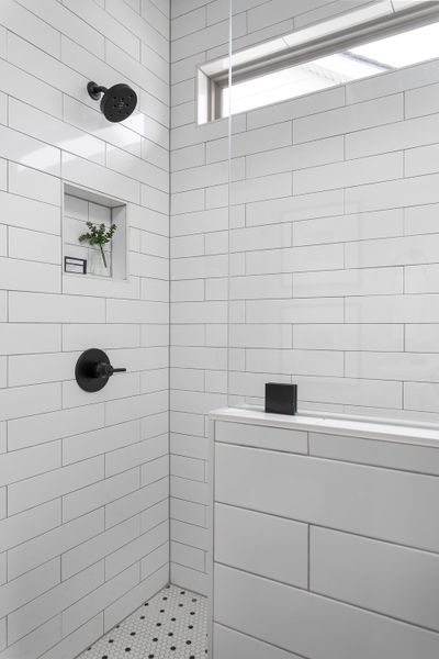 Representative interior finishes for a home built from the The Yosemite by Greentech Homes LLC in The Thicket at Sedman Hills, Hixson (Image 20).