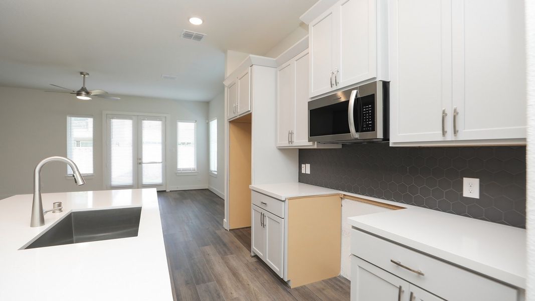 Furnished interior view inside a new home in Independence Heights, Houston (Image 10).