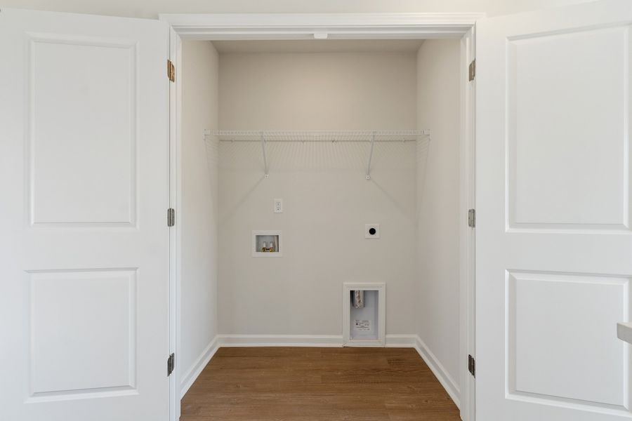 Spacious, unfurnished interior of a new home in Evergreen, Spartanburg (Image 12).