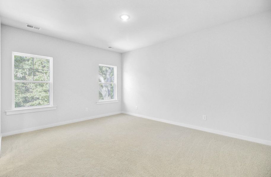 Spacious, unfurnished interior of a new home in Indigo Grove Townhomes, Johns Island (Image 18).