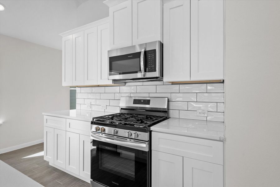 Furnished interior view inside a new home in Morningstar, Georgetown (Image 9).