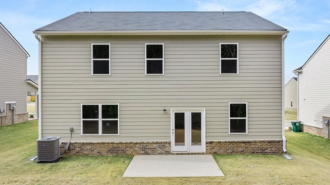 Representative exterior details of a home built from the Galen by D.R. Horton in The Reserve at Calcutta, Stockbridge (Image 2).