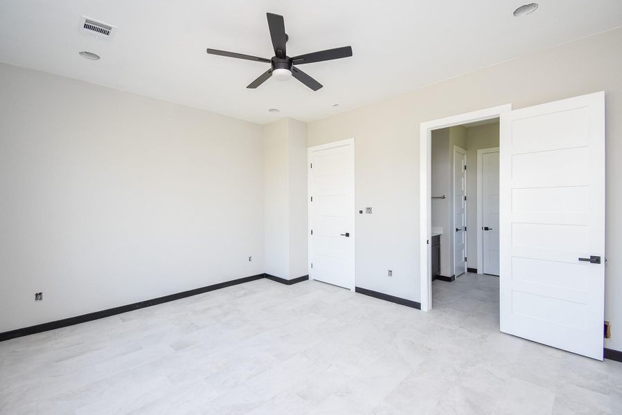 Spacious, unfurnished interior of a new home in , Sweeny (Image 20). Spacious, unfurnished interior of a new home in , Sweeny (Image 20).