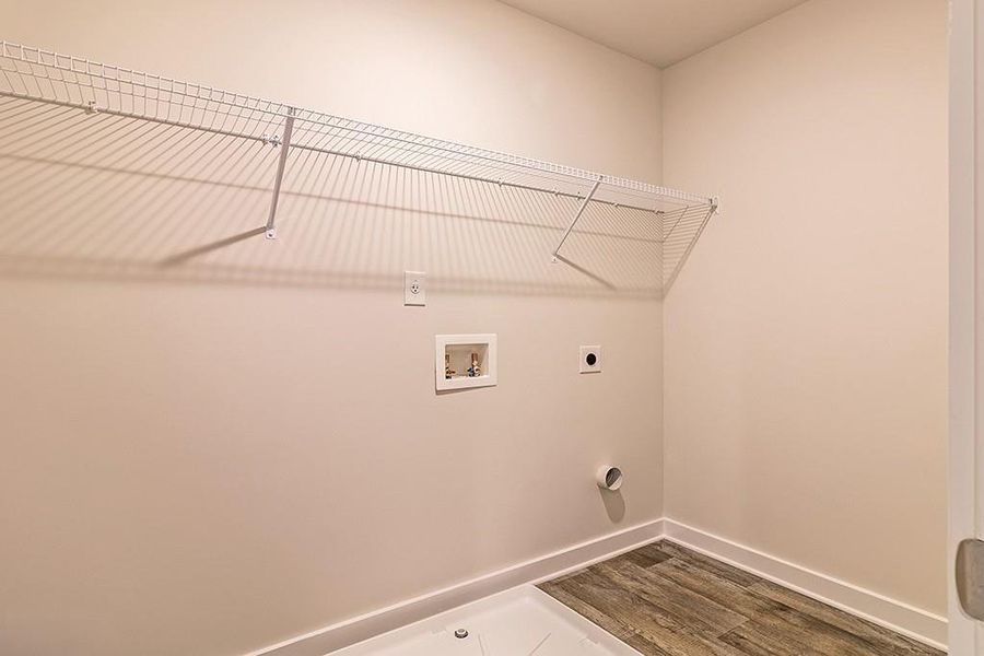 Spacious, unfurnished interior of a new home in Fern Dale, Fairburn (Image 20).
