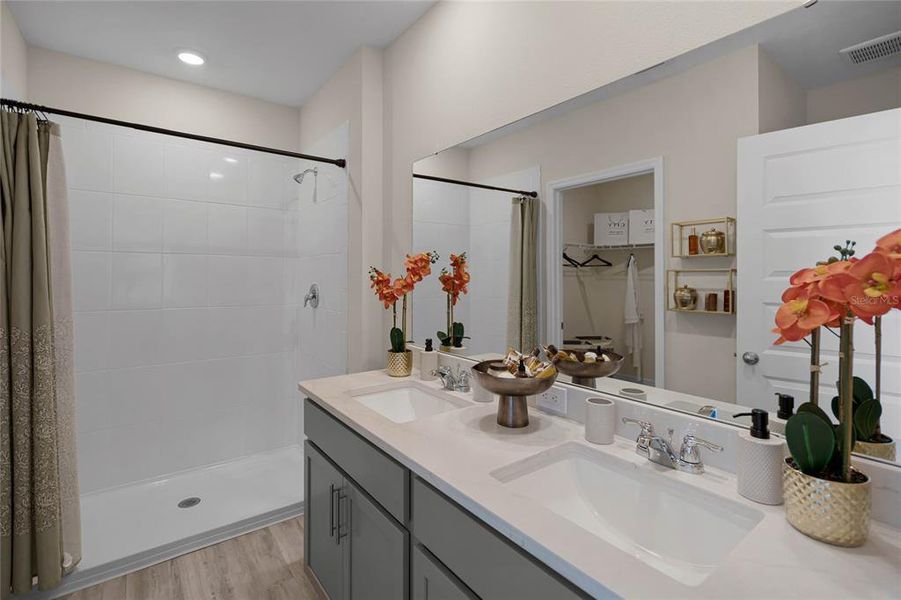 Furnished interior view inside a new home in , Winter Haven (Image 32).