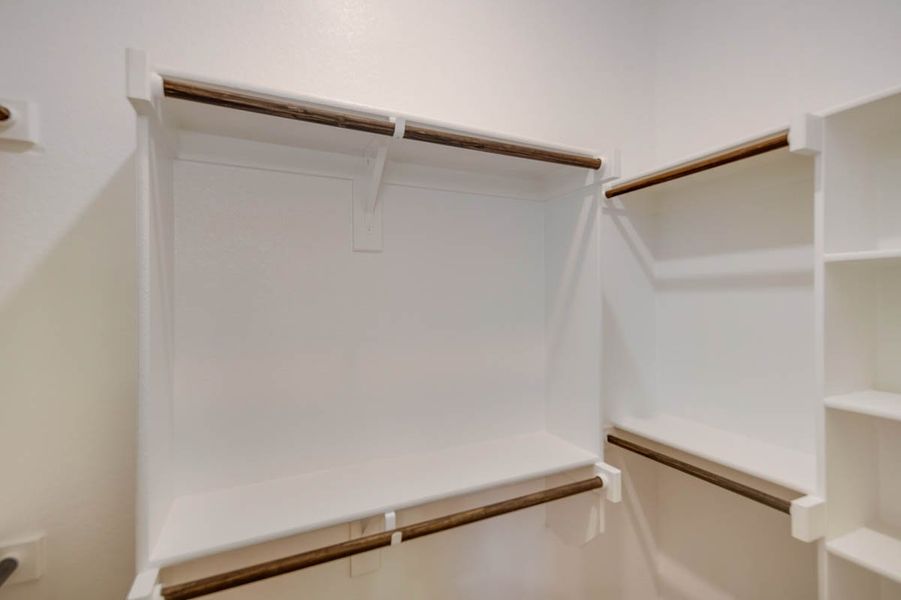 Close-up of interior finishes inside a home in Las Lomas, Forney (Image 17).