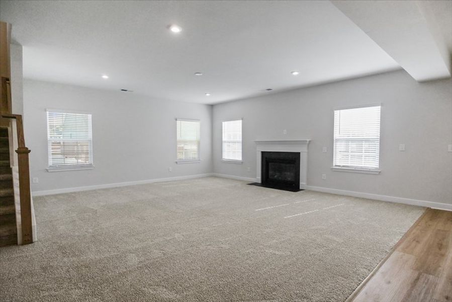 Spacious, unfurnished interior of a new home in Linden Park, Duncan (Image 28). Spacious, unfurnished interior of a new home in Linden Park, Duncan (Image 28).